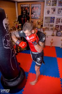 Yamatto Zaharia Sedinta foto profesionala sportiv KEMPO